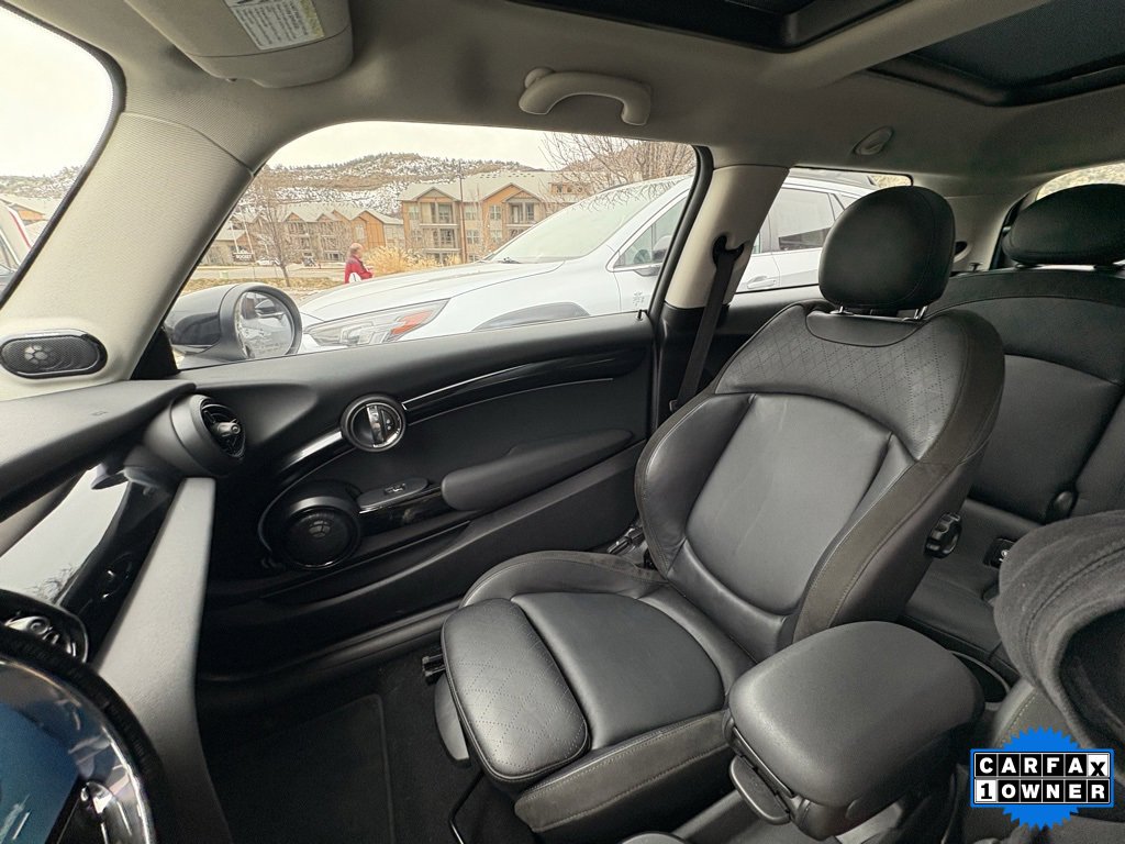 Used 2024 MINI Cooper SE image 23