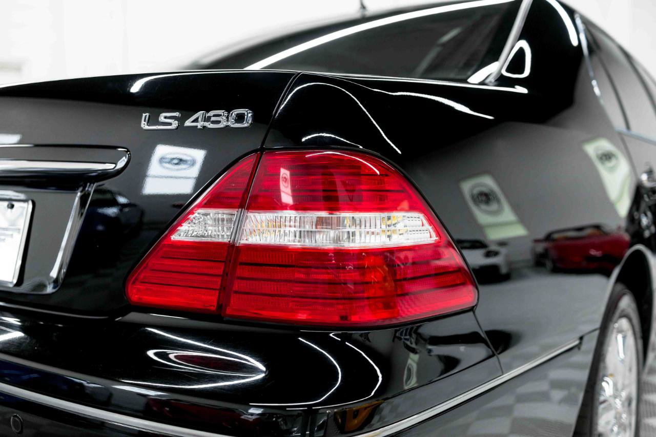 Used 2004 Lexus LS 430 RWD image 23