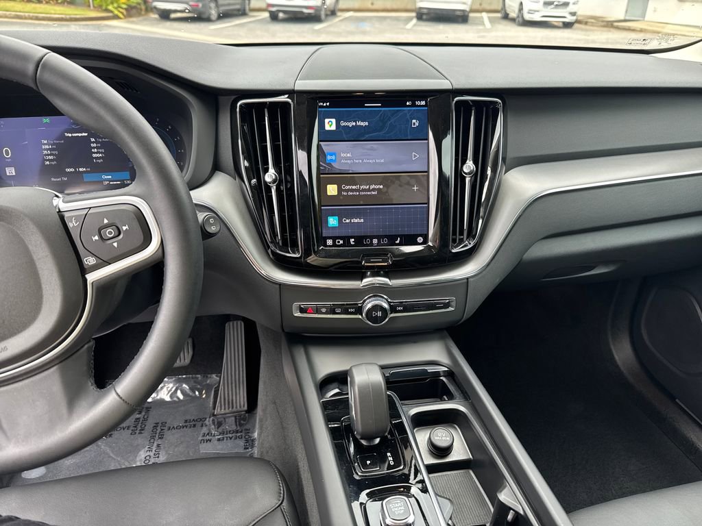 Certified 2025 Volvo XC60 B5 Core w/ Climate Package image 21
