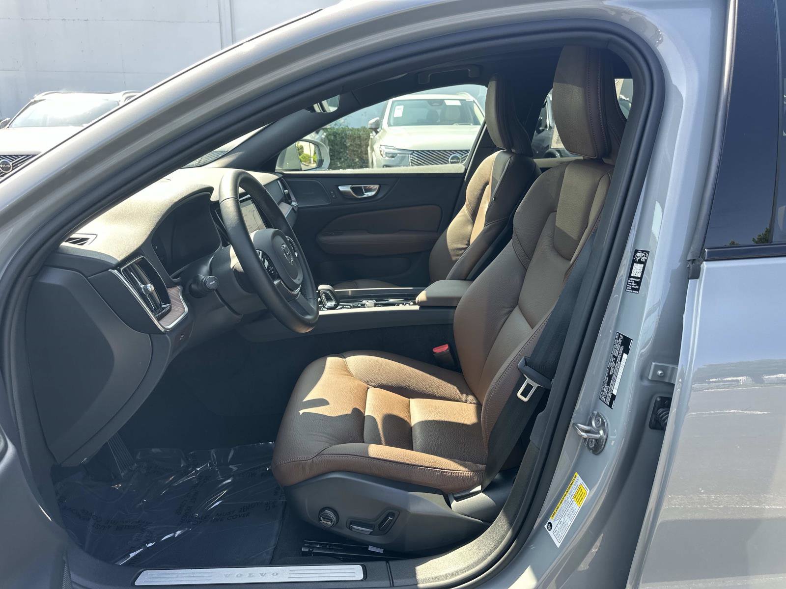 Certified 2026 Volvo V60 B5 Cross Country Plus w/ Climate Package image 17