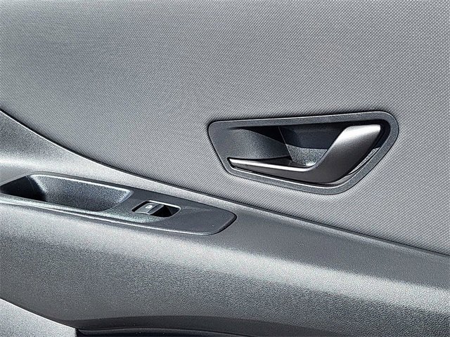 Certified 2025 Hyundai Elantra Sport image 19