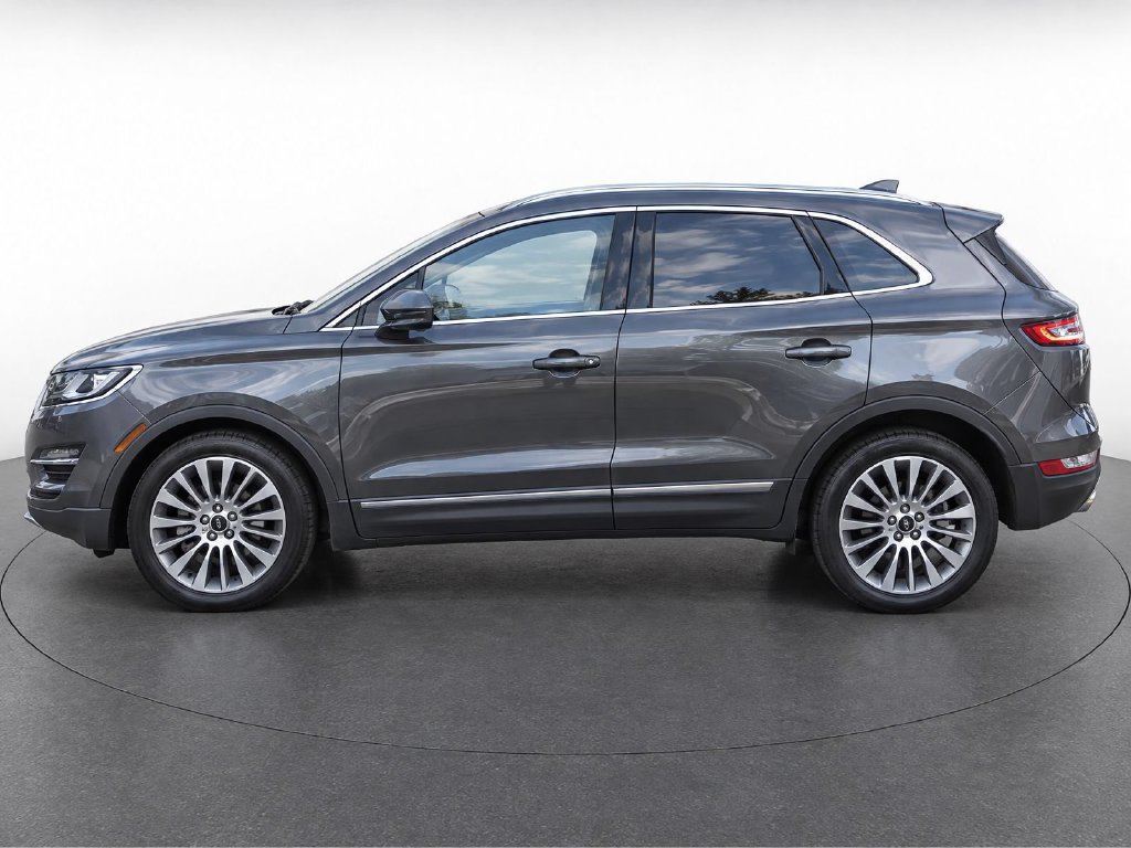 Used 2017 Lincoln MKC Reserve FWD image 4