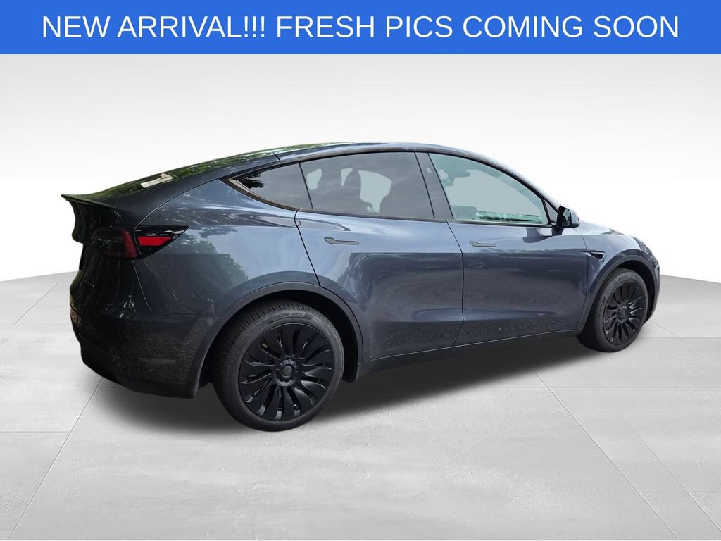 Used 2023 Tesla Model Y Long Range AWD/4WD image 5