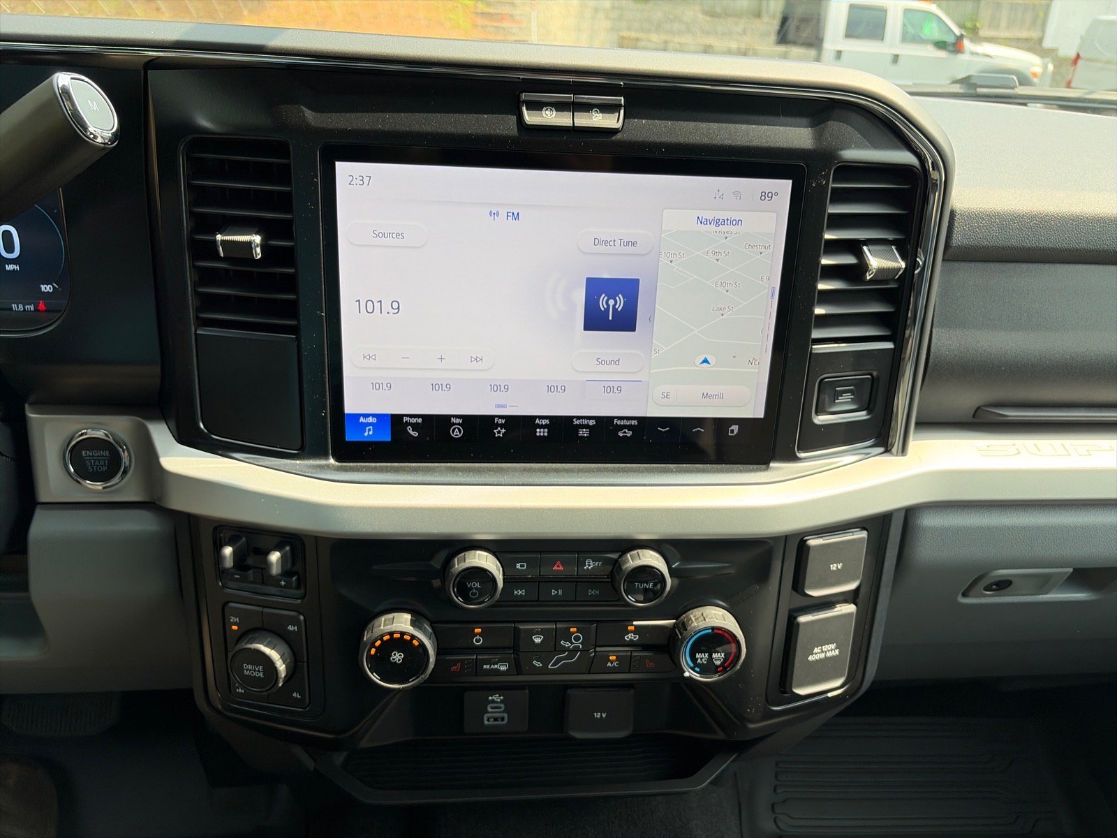New 2026 Ford F250 XLT w/ XLT Premium Package AWD/4WD image 20
