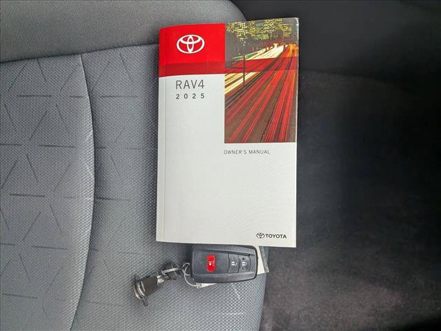 Certified 2025 Toyota RAV4 XLE AWD/4WD image 22