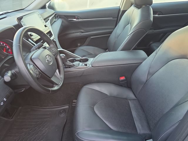 Used 2022 Toyota Camry XSE FWD image 13