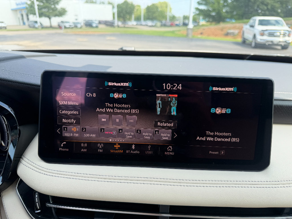 Used 2025 INFINITI QX60 Sensory AWD/4WD image 36