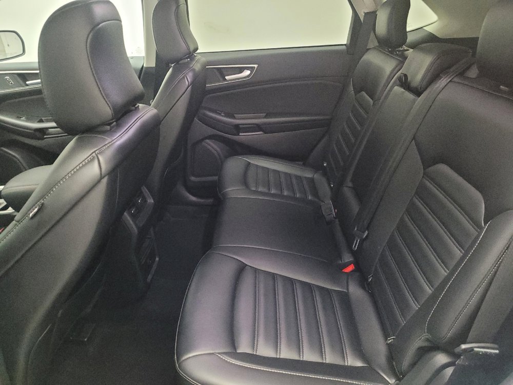 Used 2024 Ford Edge SEL image 18