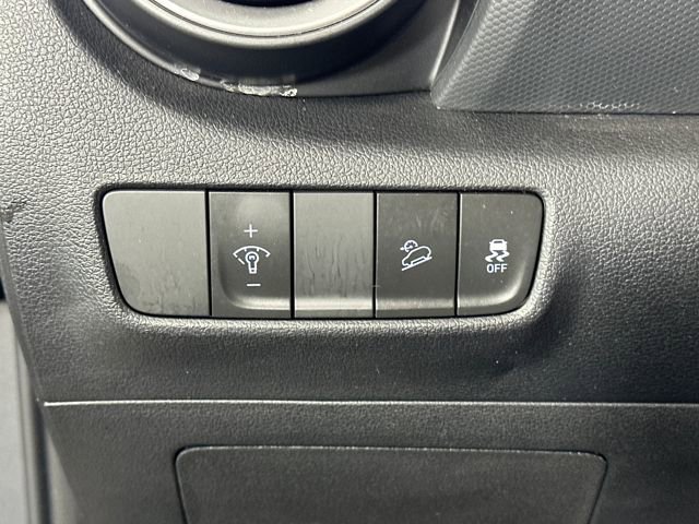 Certified 2023 Hyundai Kona SE image 19