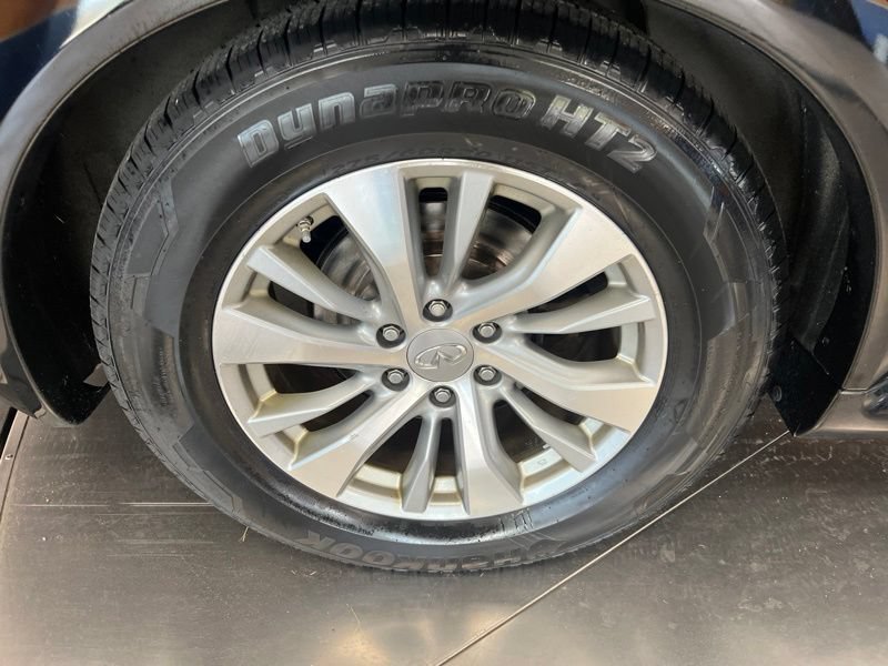 Used 2017 INFINITI QX80 4WD image 10