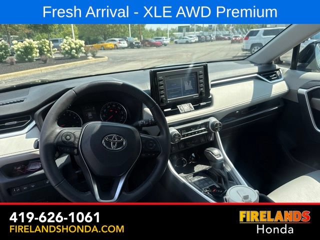 Used 2022 Toyota RAV4 XLE Premium AWD/4WD image 14