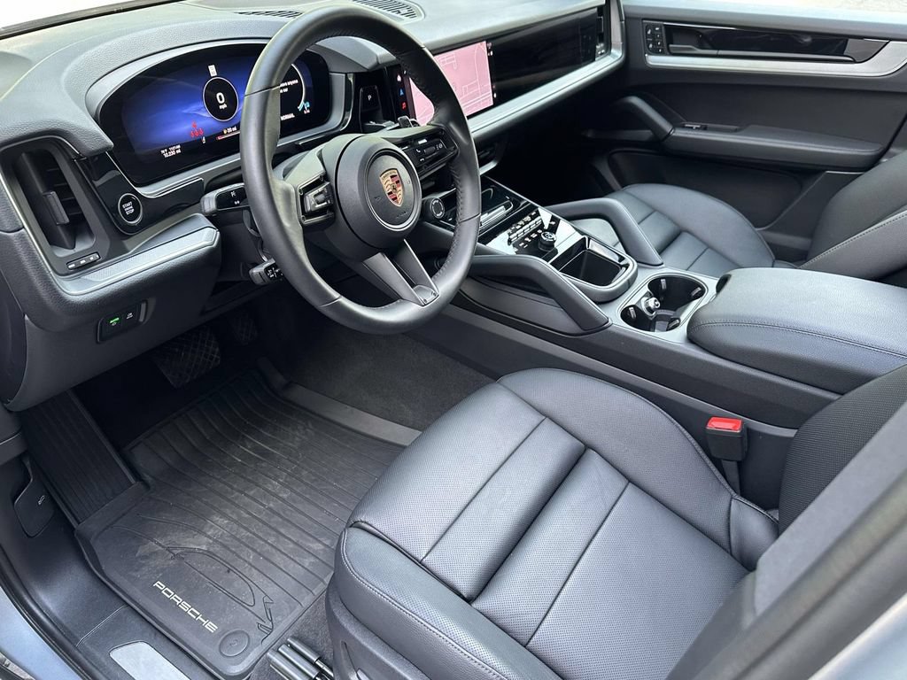 Certified 2026 Porsche Cayenne AWD/4WD image 11