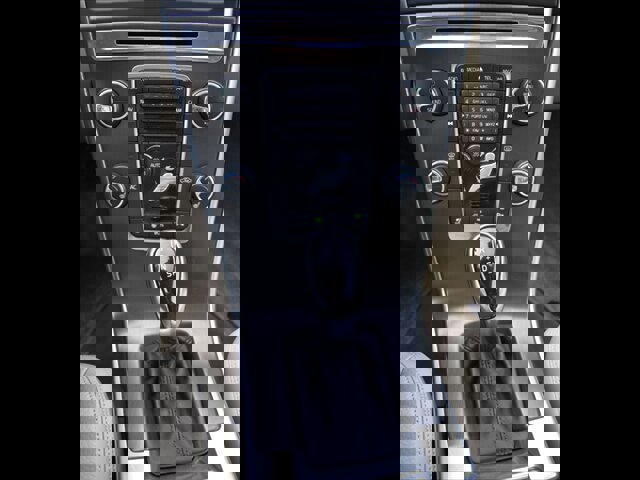 Used 2014 Volvo XC60 T6 image 12