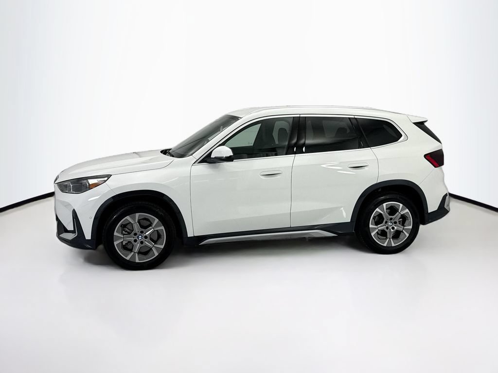 Used 2025 BMW X1 xDrive28i AWD/4WD image 8