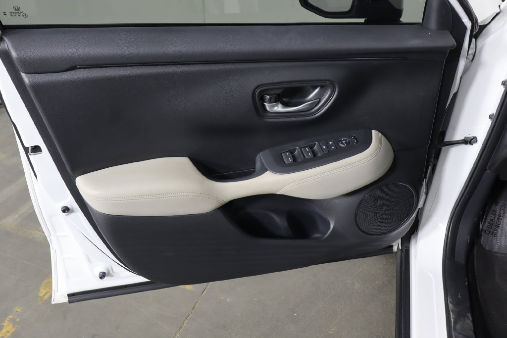 Used 2024 Honda HR-V LX image 18