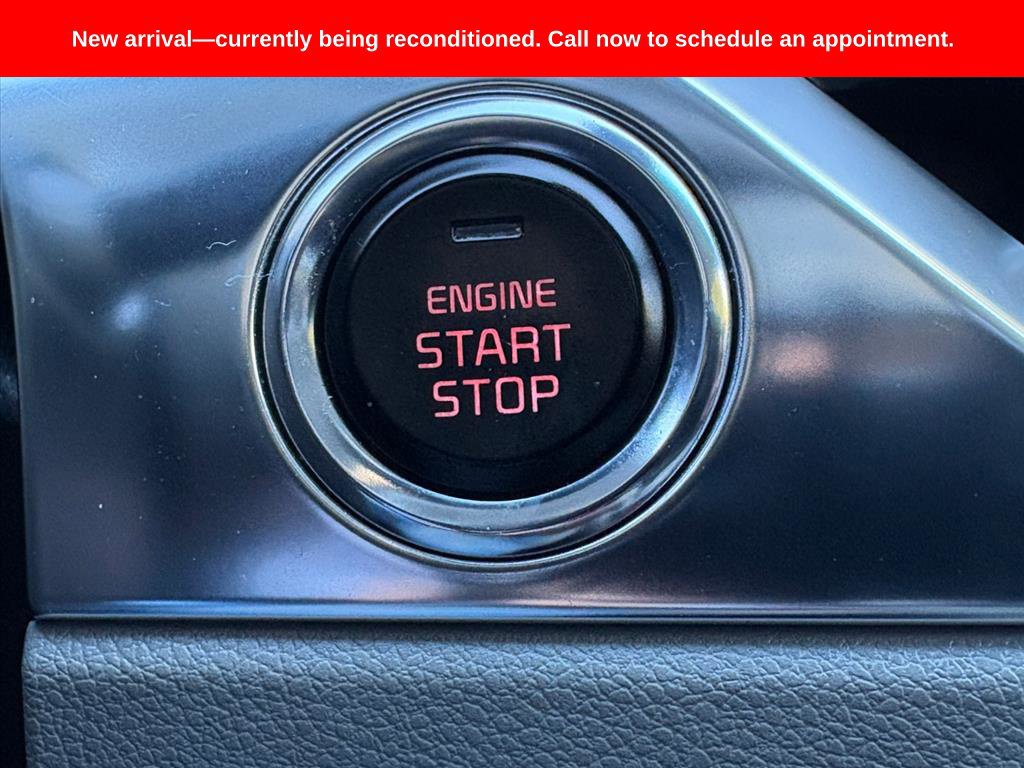 Used 2022 Kia Niro LXS FWD image 14