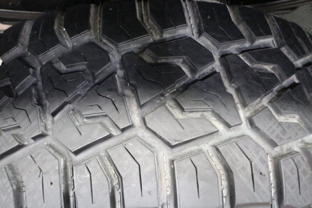 Used 2014 Ford F250 Platinum w/ FX4 Off-Road Package AWD/4WD image 89