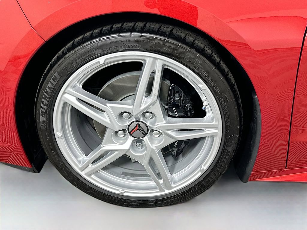 Used 2025 Chevrolet Corvette Stingray Coupe w/ 1LT image 26