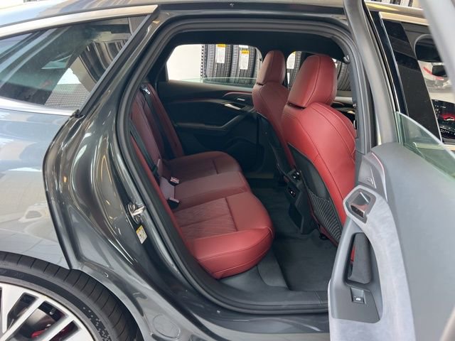 New 2025 Audi S6 e-tron Premium Plus image 32