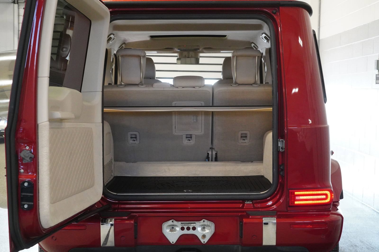 Certified 2019 Mercedes-Benz G 550 image 32