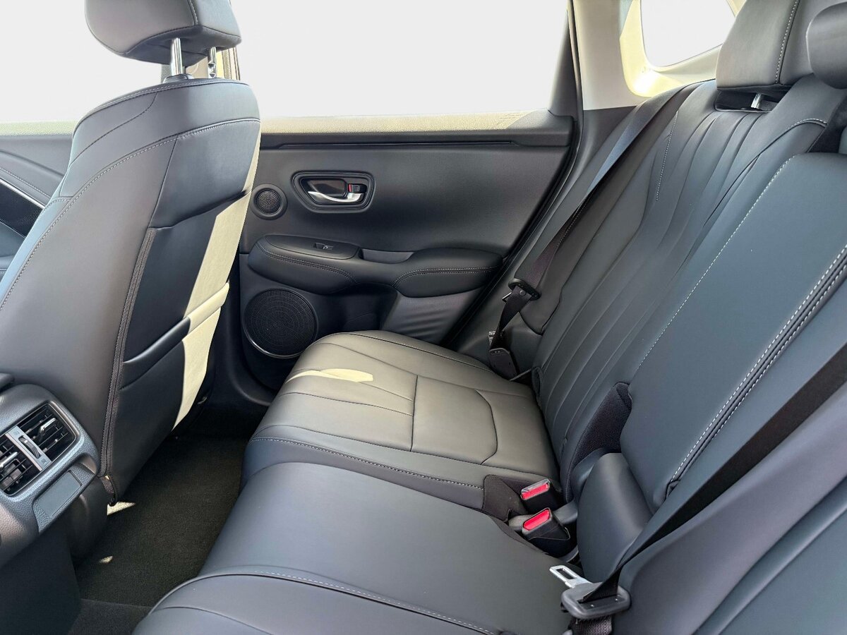 Used 2025 Acura ADX FWD image 13