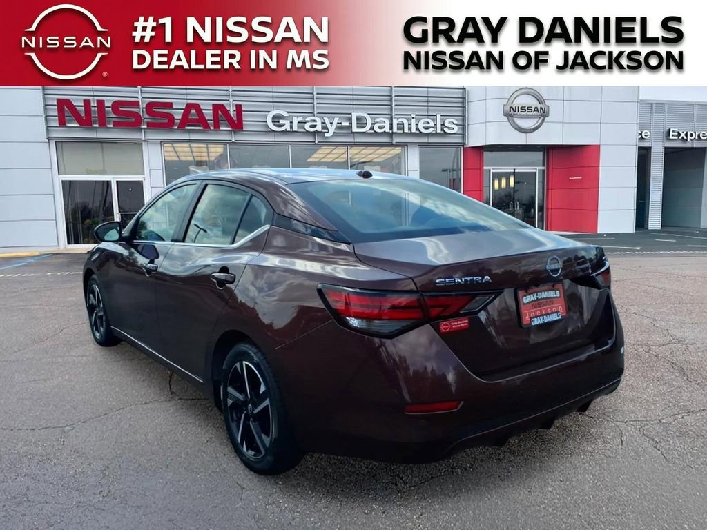 Used 2024 Nissan Sentra SV FWD image 5