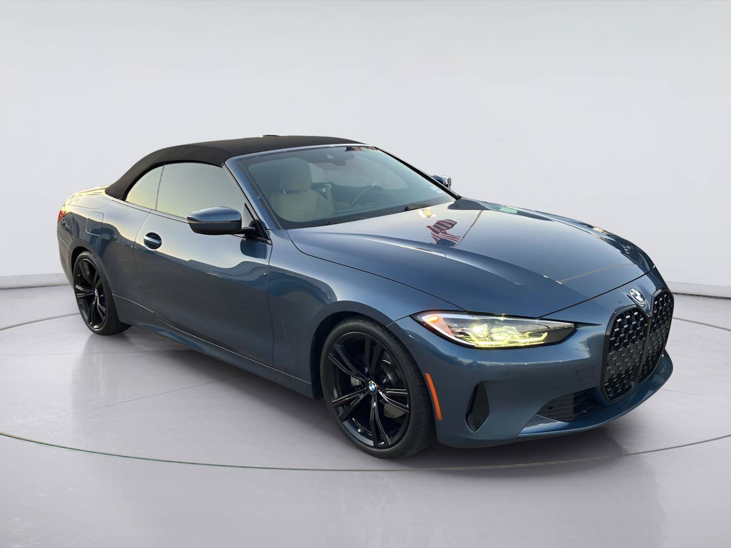 Used 2022 BMW 430i Convertible w/ Premium Package 2 RWD image 3