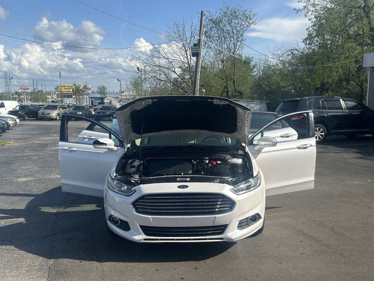 Used 2015 Ford Fusion SE w/ Equipment Group 202A image 22