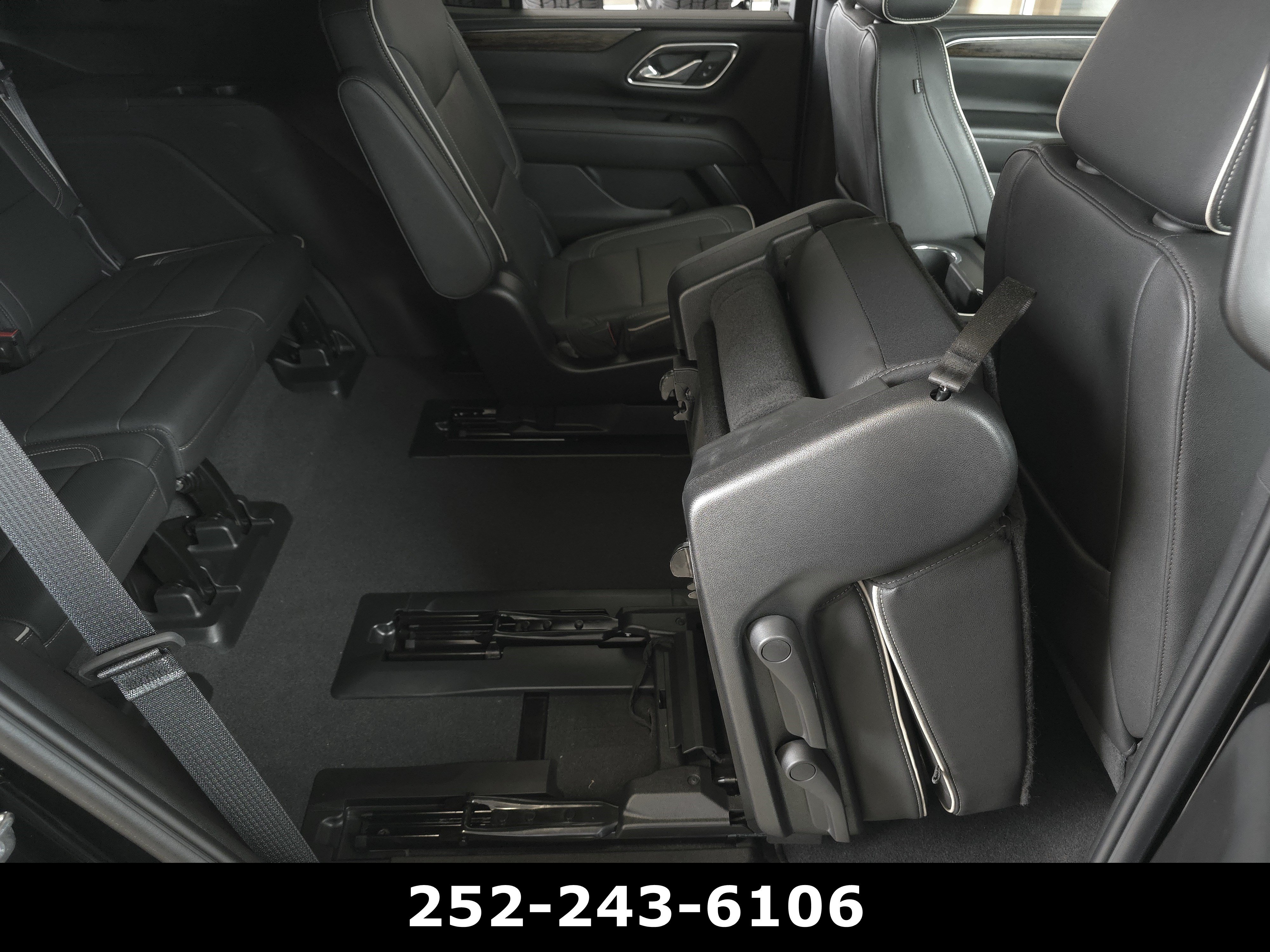 Used 2023 Chevrolet Tahoe Premier AWD/4WD image 41