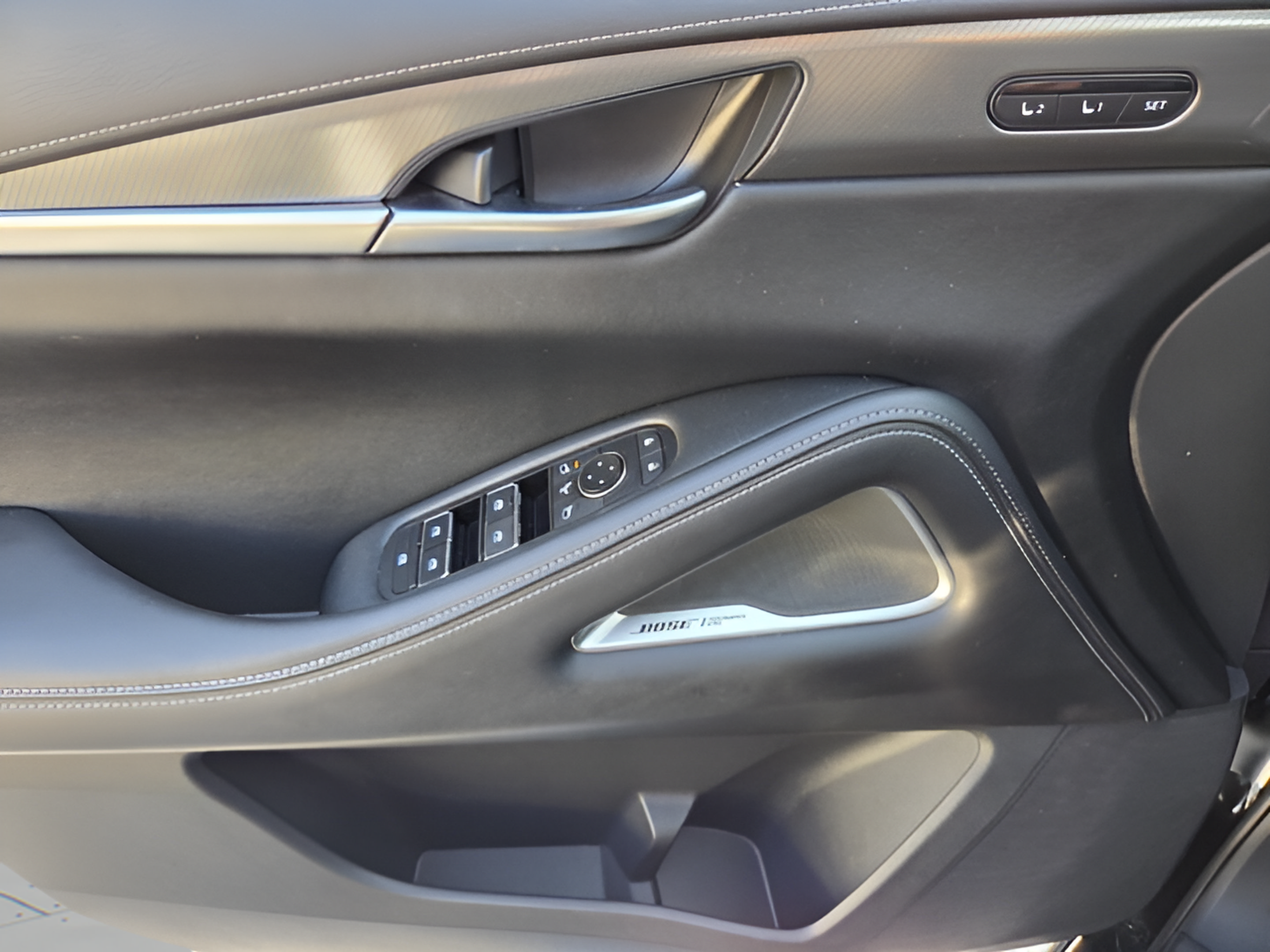Used 2024 INFINITI QX60 Luxe w/ Performance Audio Package FWD image 26