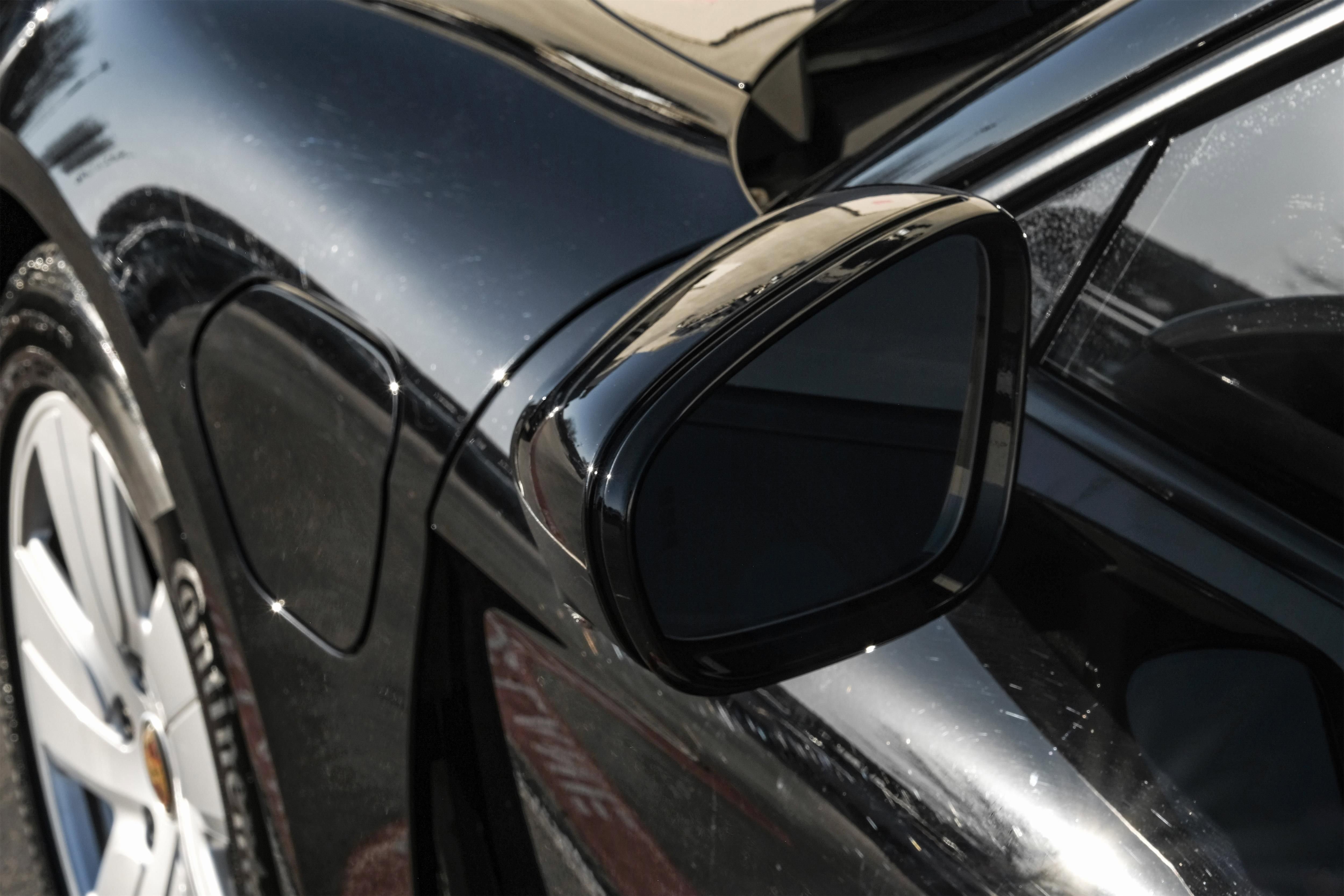 Used 2021 Porsche Taycan image 38