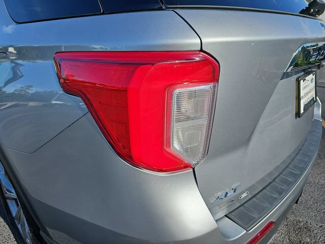 Certified 2023 Ford Explorer XLT w/ Equipment Group 202A AWD/4WD image 37