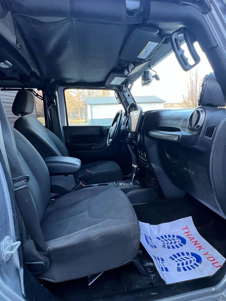 Used 2018 Jeep Wrangler Unlimited Sport S image 13