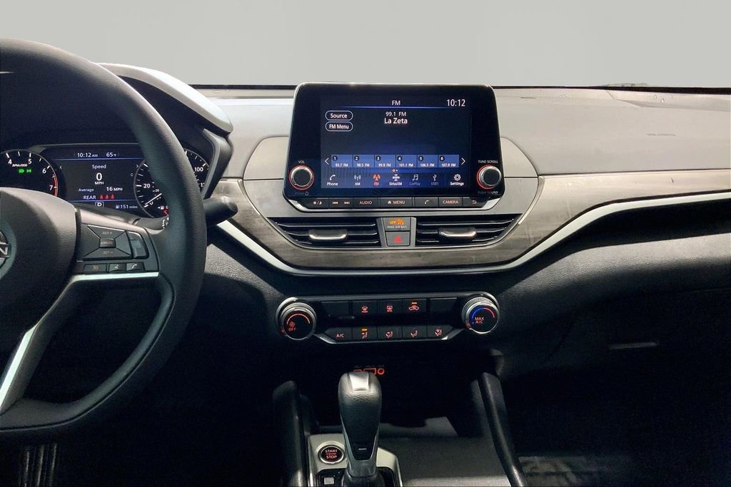 Used 2025 Nissan Altima 2.5 SV AWD/4WD image 9
