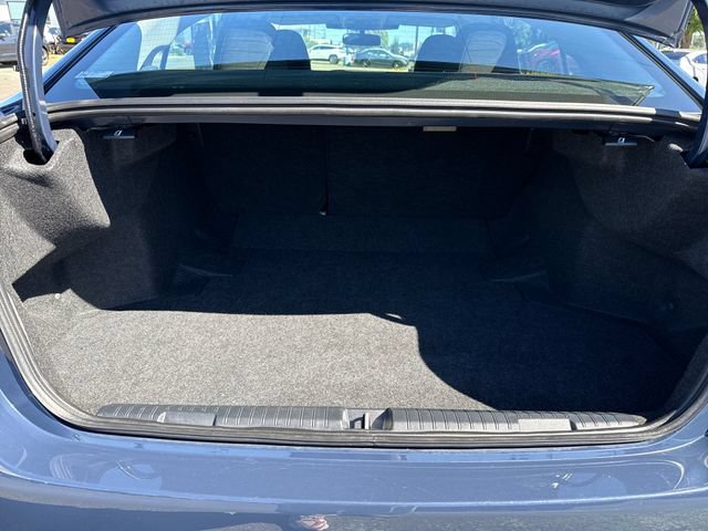 Used 2025 Subaru Legacy Premium AWD/4WD image 12