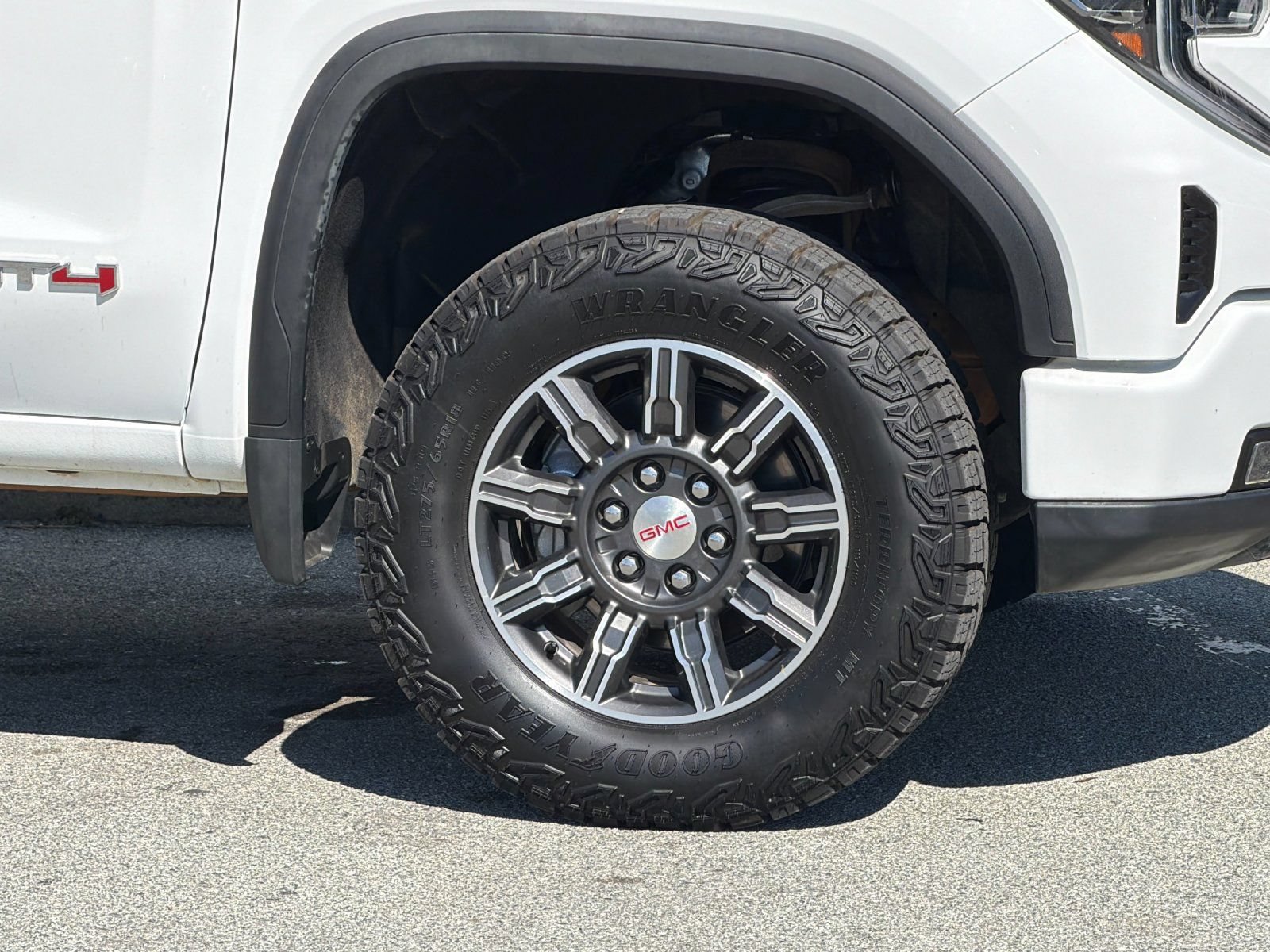 Used 2026 GMC Sierra 1500 AT4 AWD/4WD image 37