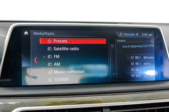 Used 2019 BMW 740i w/ Executive Package RWD image 32