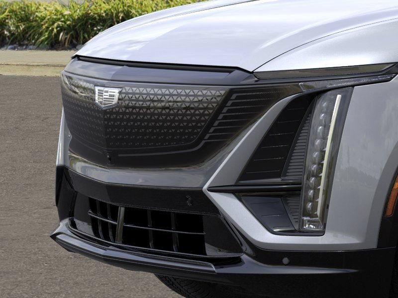 New 2027 Cadillac Lyriq Sport w/ LPO, Floor Liner Package AWD/4WD image 13