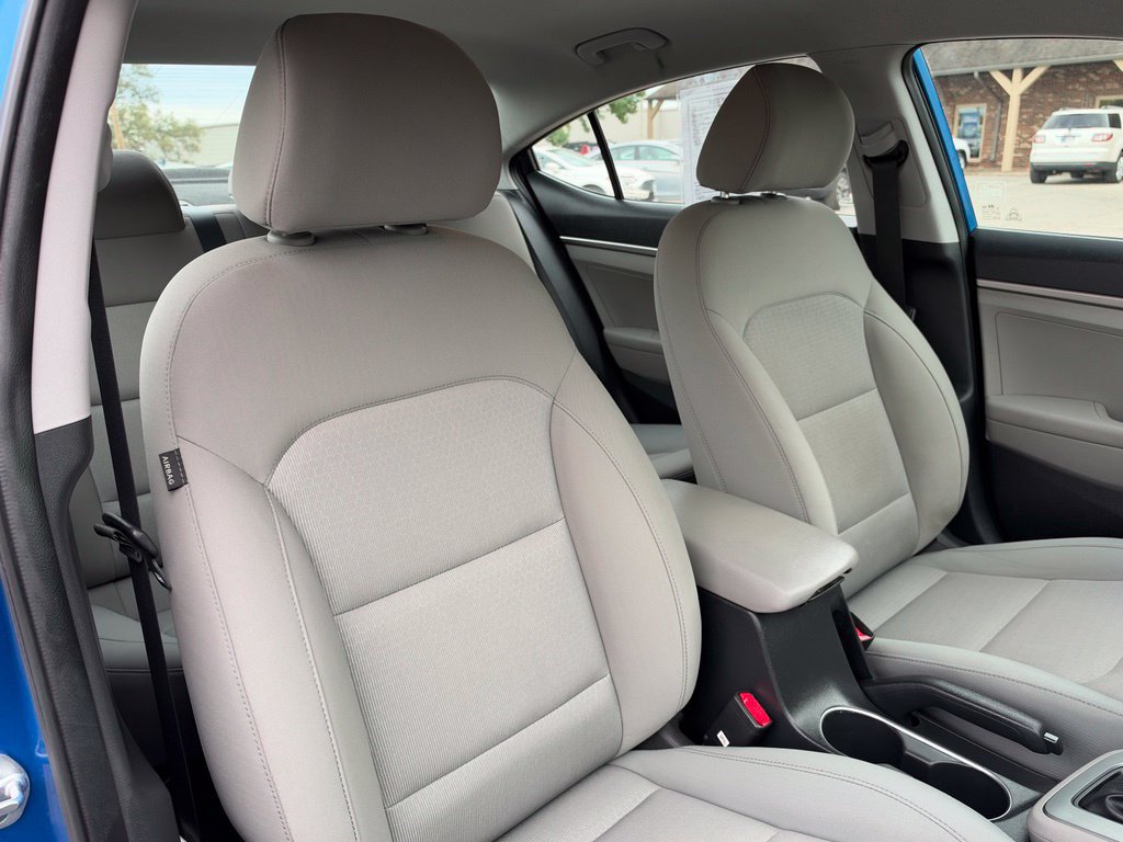 Used 2017 Hyundai Elantra SE FWD image 22