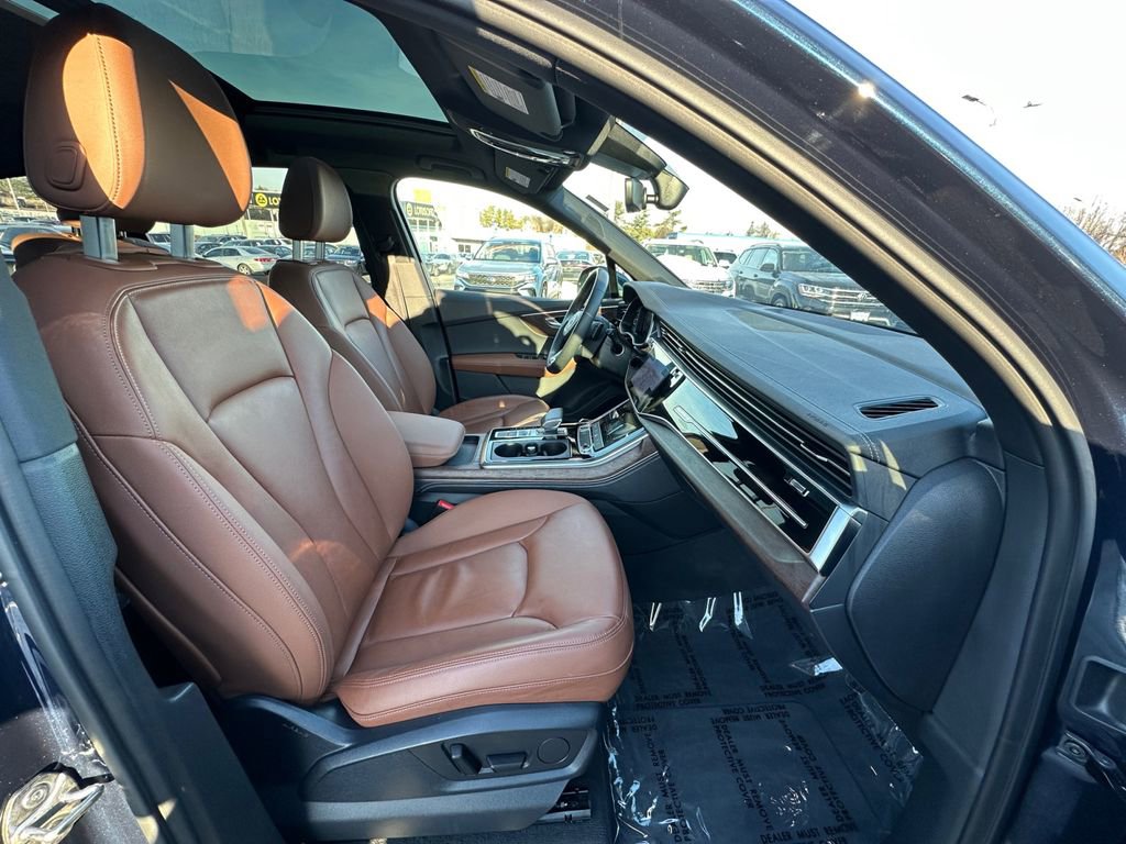 Used 2025 Audi Q7 3.0T Premium Plus image 22