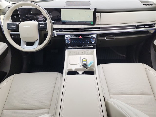 New 2025 Hyundai Santa Fe Calligraphy FWD image 11