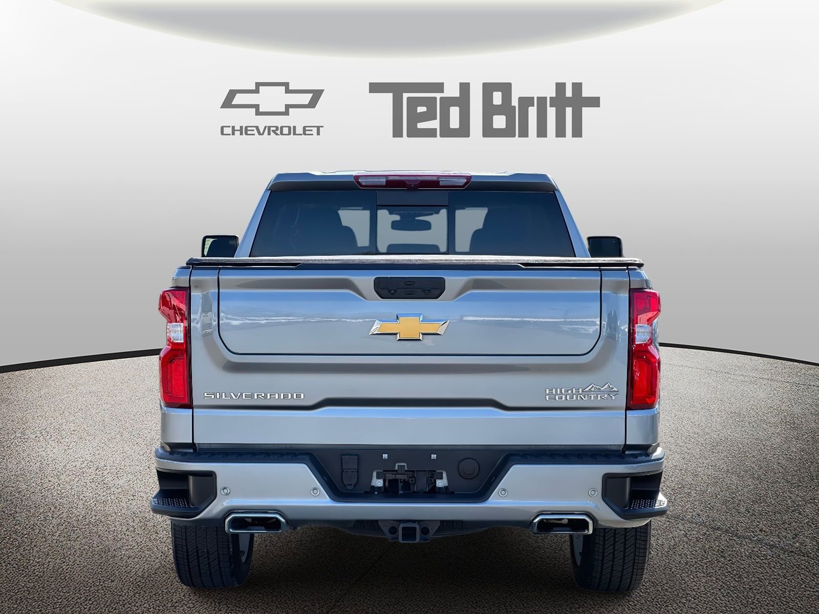 Used 2024 Chevrolet Silverado 1500 High Country w/ High Country Premium Package image 5