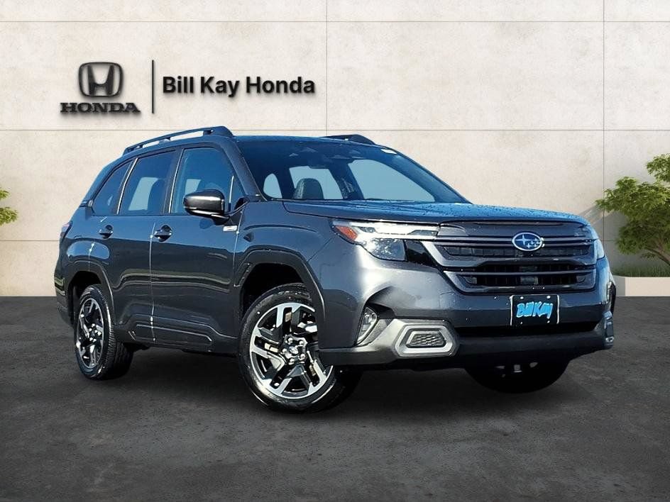 Used 2025 Subaru Forester Limited w/ Popular Package AWD/4WD image 5