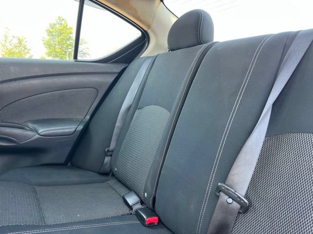Used 2016 Nissan Versa SV FWD image 23