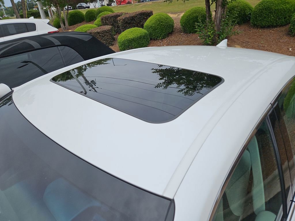Used 2023 Lexus ES 350 w/ Premium Package FWD image 10