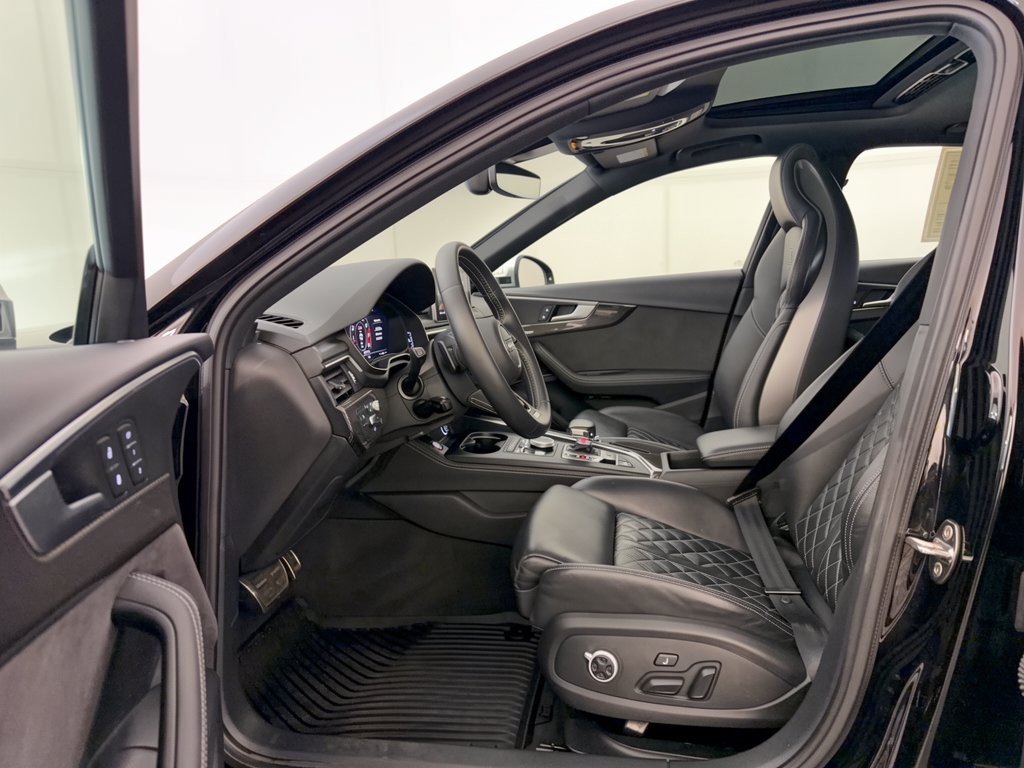 Used 2019 Audi S4 Prestige AWD/4WD image 5
