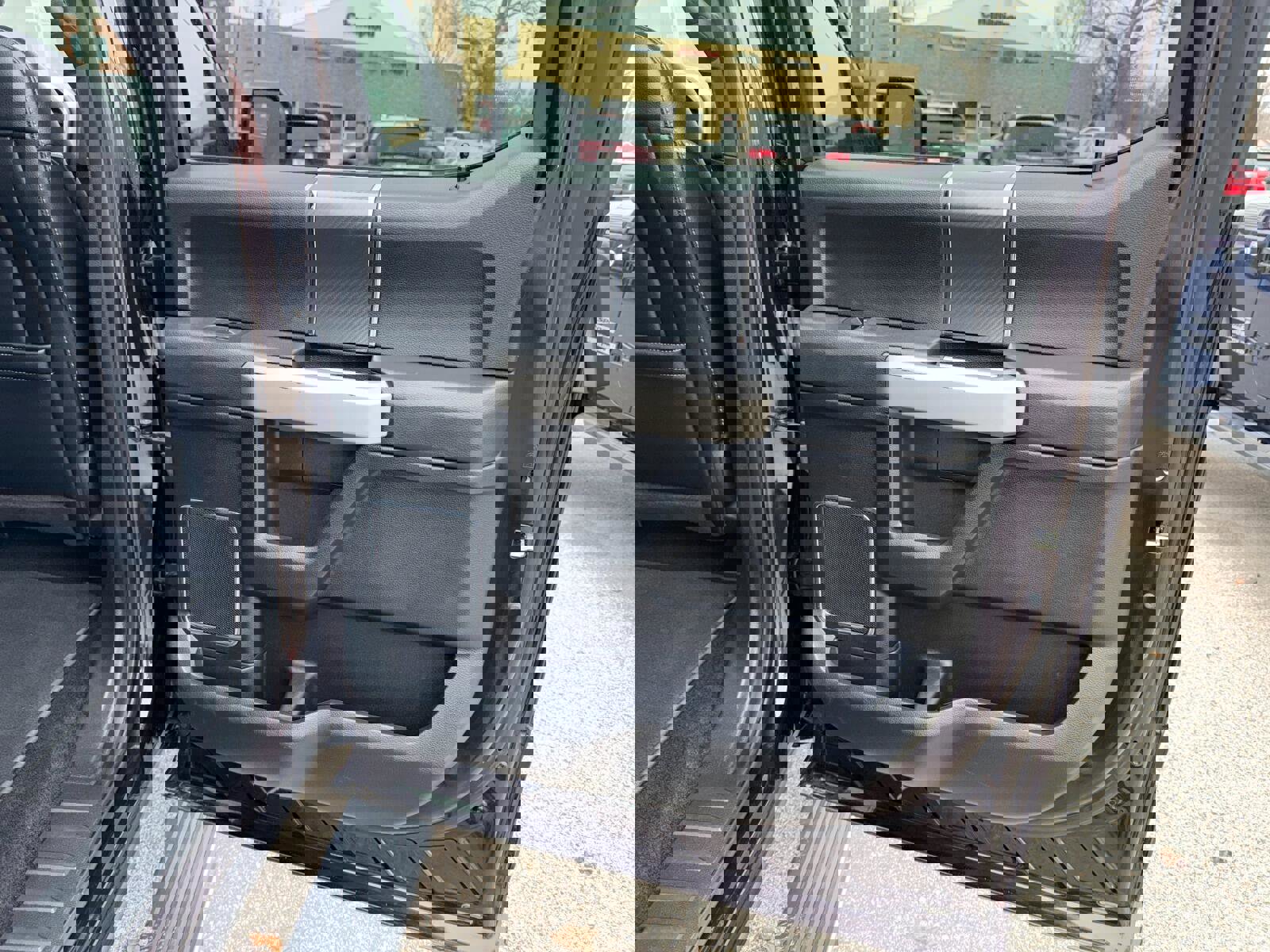 Used 2018 Ford F150 Lariat w/ Equipment Group 502A Luxury image 16