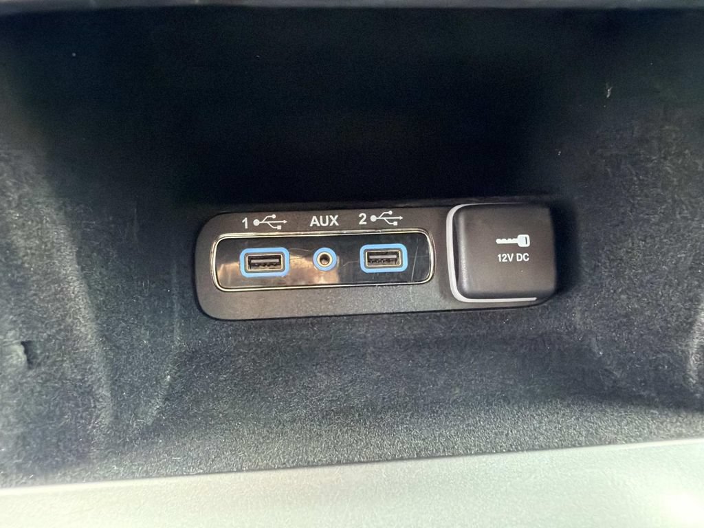 Used 2020 Jeep Grand Cherokee Overland AWD/4WD image 31