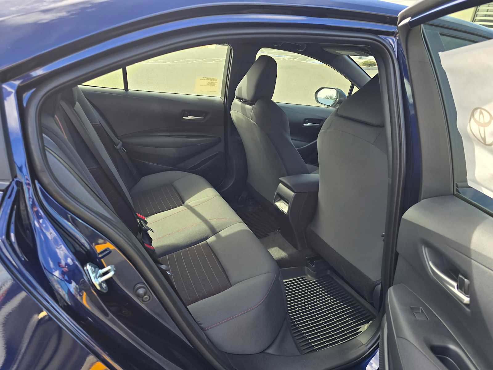 Certified 2026 Toyota Corolla SE w/ SE Package image 14