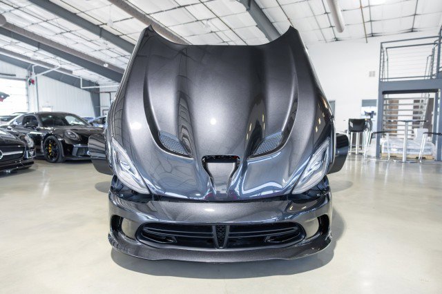 Used 2013 SRT Viper GTS w/ GTS Laguna Interior Pkg image 33